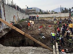 El hombre quedó sepultado luego de un derrumbe en el predio ubicado en la avenida Centenario y Cerritos. SUN/A. Martínez