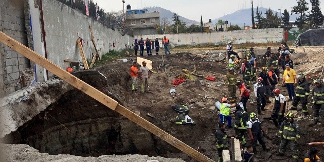 Derrumbe deja un muerto en una obra en construcción en Ciudad de México ...