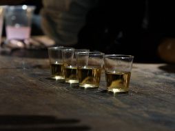 En México se consumen alrededor de 80 millones de litros al año y a nivel internacional el tequila llega a más de 120 países. NTX / ARCHIVO