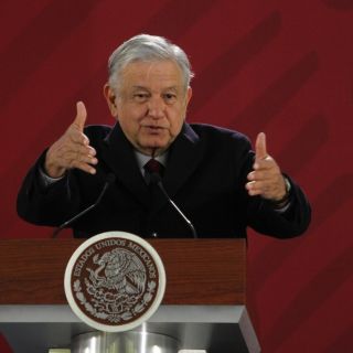 Gobierno de Peña licitó 700 pipas, que nunca se recibieron: López Obrador