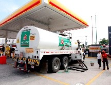 Hace tres días, el líder gasolinero, Carlos Elizondo confirmó para este medio la apertura del poliducto Salamanca-Guadalajara. AFP / U. Ruiz
