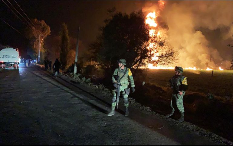 Los lesionados con quemaduras graves serán referidos al Hospital Norte y Sur de la Ciudad de México. AFP / Sedena