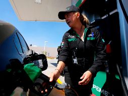 Aseguran que si hubiese desconfianza con la estrategia contra el huachicoleo, habría problemas en depreciación del peso en la Bolsa. AFP / ARCHIVO