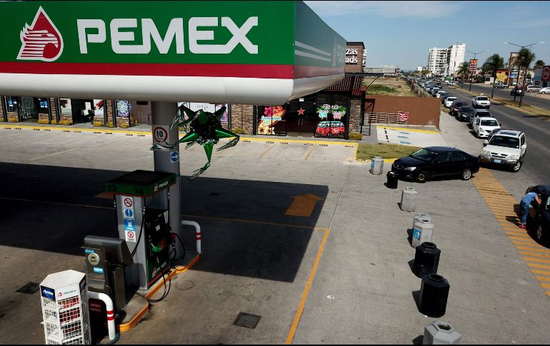 El gobernador comentó que la explosión del ducto de Pemex en Tlahuelilpan, Hidalgo, afectará el abasto de combustible en Guanajuato. AFP / U. Ruiz