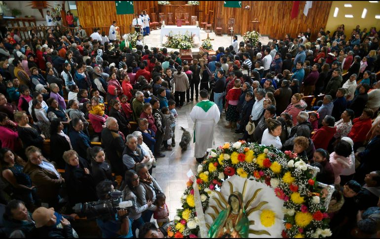 Tras la misa de cuerpos presentes, las cuatro personas serán sepultadas en el panteón de este municipio. AFP / A. Estrella