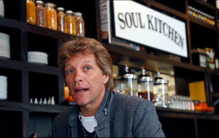 El restaurante de Bon Jovi se caracteriza porque los clientes pueden pagar con una donación o hacer trabajo como voluntarios. AP / W. Parry
