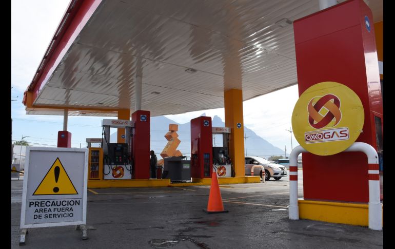 Una estación sin combustible. Los gasolineros afirmaron que anoche el 10% de las 700 gasolineras no tenían combustible. Y tras las compras de pánico, este martes sumaban un 25%.