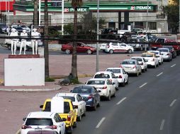 Fotogalería: Surgen filas en gasolineras de Monterrey
