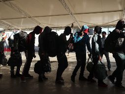 La situación sanitaria que presentan los migrantes es similar dentro y fuera de los albergues y refugios temporales en Tijuana. EFE/ A. Valades