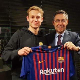 Barcelona anuncia fichaje del holandés Frenkie de Jong