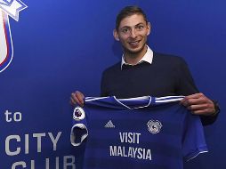 El monomotor en el que viajaban Sala y su piloto desapareció del radar el pasado lunes cerca de Guernsey. AFP/ARCHIVO