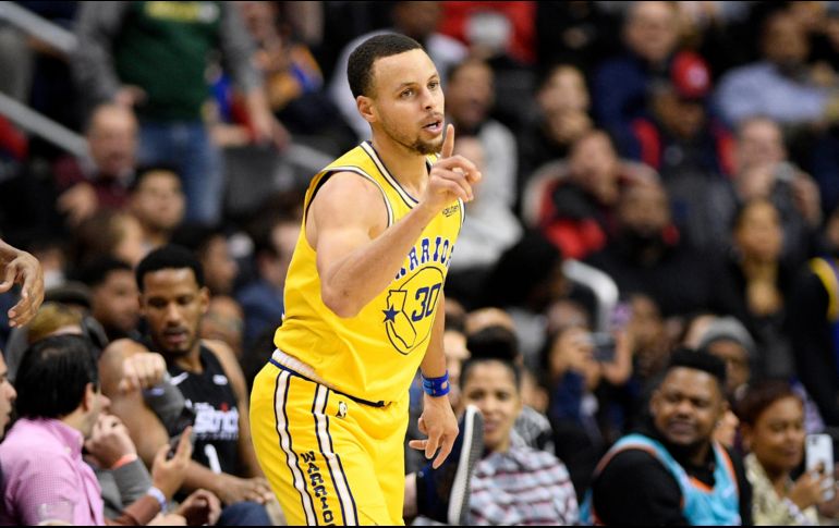 Stephen Curry anotó 38 puntos. AP / N. Wass