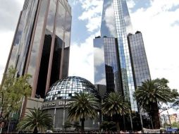 El mercado accionario local se opera un volumen de 1.8 millones de títulos, por un importe económico de 110.048 millones de pesos. NTX / ARCHIVO