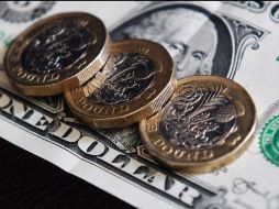 El Banco BASE prevé que el tipo de cambio cotice entre 18.80 y 19 pesos por dólar. EFE / ARCHIVO