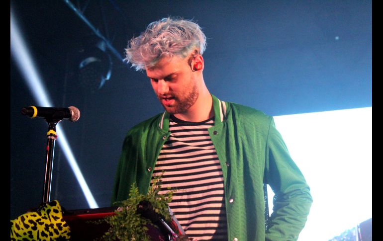 Sofi Tukker y su fiesta en escena