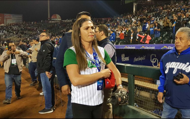 Guevara lanzó la primera bola del cuarto juego de la serie final entre Charros de Jalisco y Yaquis de Obregón. EL INFORMADOR / D. Reos