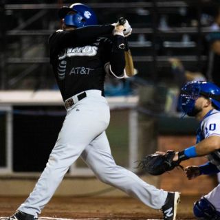 Blanqueada a Yaquis y Charros acaricia el título