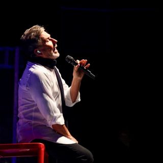 Ricardo Montaner pide por Venezuela libre en apoteósico concierto