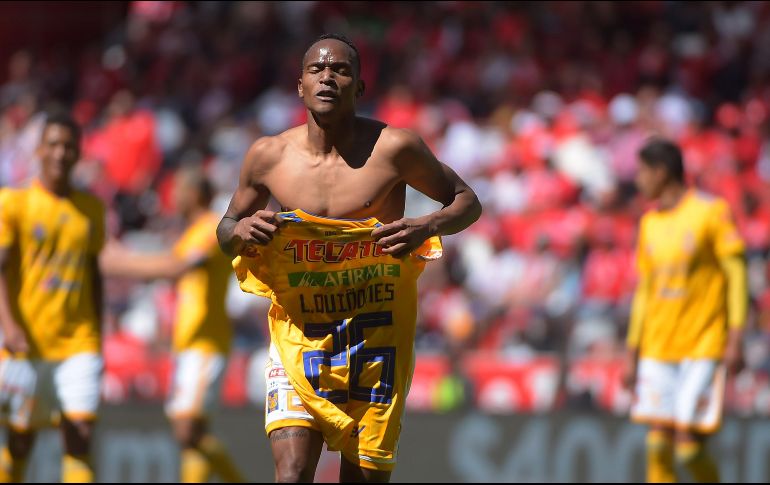 Quiñones, ex jugador de Toluca, celebra tras anotar el tanto que decidió el partido. MEXSPORT/A. Macías