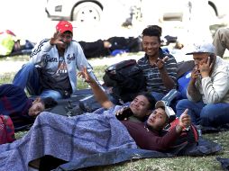 Ofrecen a los migrantes alimentación, servicios sanitarios y seguridad. EFE/H. Ríos