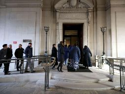 Este lunes cientos de miles de trabajadores federales que quedaron sin sueldo debido al cierre parcial de la administración regresaron al trabajo. AFP / C. Somodevilla