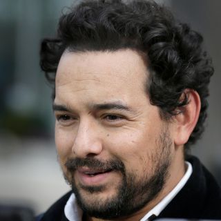 Actor que da vida al "Chapo" se encuentra cara a cara con su personaje