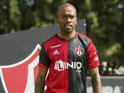 Para el colombiano Darío Burbano, los rojinegros van por los dos torneos. AFP