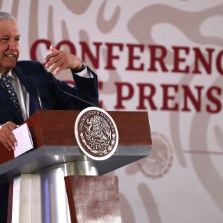 López Obrador espera disculpa de quienes impulsaron reforma energética