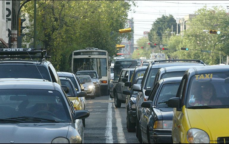 Cada año, se pierden en la Ciudad de México unos 33 mil millones de pesos en productividad a causa la congestión vehicular. EL INFORMADOR/ARCHIVO