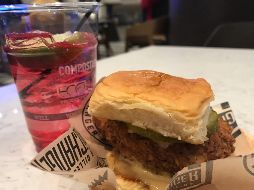 El famoso chef Kevin Gillespie creó el menú que ofrece el inmueble. EL INFORMADOR/P. Gallardo