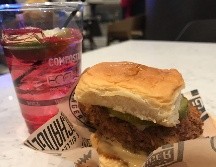 El famoso chef Kevin Gillespie creó el menú que ofrece el inmueble. EL INFORMADOR/P. Gallardo