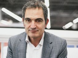 El escritor y ex fiscal, Francisco J. Cortina nos habla de su más reciente obra: “11:53” y nos comparte cómo atrapa al lector. EL INFORMADOR / G. Gallo