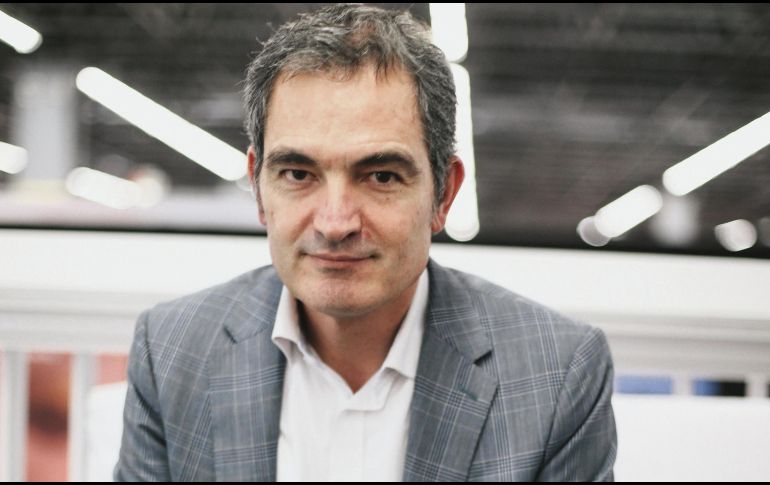 El escritor y ex fiscal, Francisco J. Cortina nos habla de su más reciente obra: “11:53” y nos comparte cómo atrapa al lector. EL INFORMADOR / G. Gallo