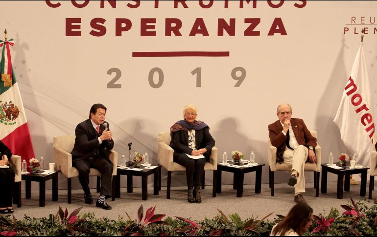 Sánchez Cordero (c) había decidido no hacer pública su declaración patrimonial; sin embargo, lo hará acatando lo ordenado por López Obrador en su conferencia matutina. NTX/F. García