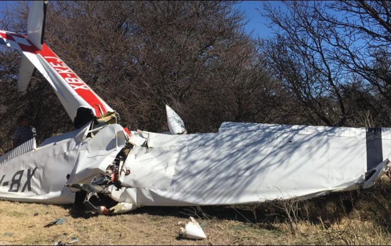 A las 12:00 horas, un habitante de un poblado ubicado en las inmediaciones del Aeropuerto informó sobre un accidente de una avioneta Cesna. NTX/ESPECIAL