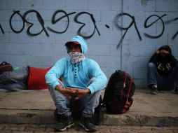 Los migrantes son encaminados a la estación del metro Cuatro Caminos, una vez afuera de la ciudad, seguirán la ruta hasta llegar al norte del país. EFE / ARCHIVO