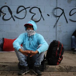 Salen dos mil 300 migrantes rumbo a Tijuana