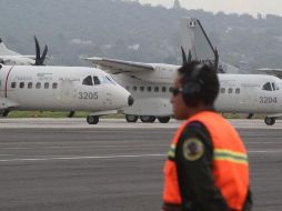 El Presidente López Obrador dice que revisará en los próximos días si existe el decreto presidencial para que el Aeropuerto de Santa Lucía funcione como un aeropuerto civil. NTX / ARCHIVO