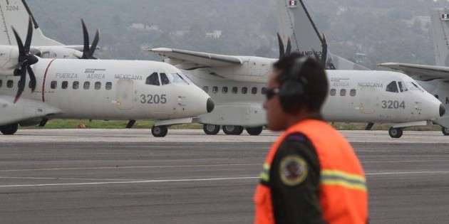 La Sedena construir&aacute; las dos pistas en Santa Luc&iacute;a, confirma L&oacute;pez Obrador