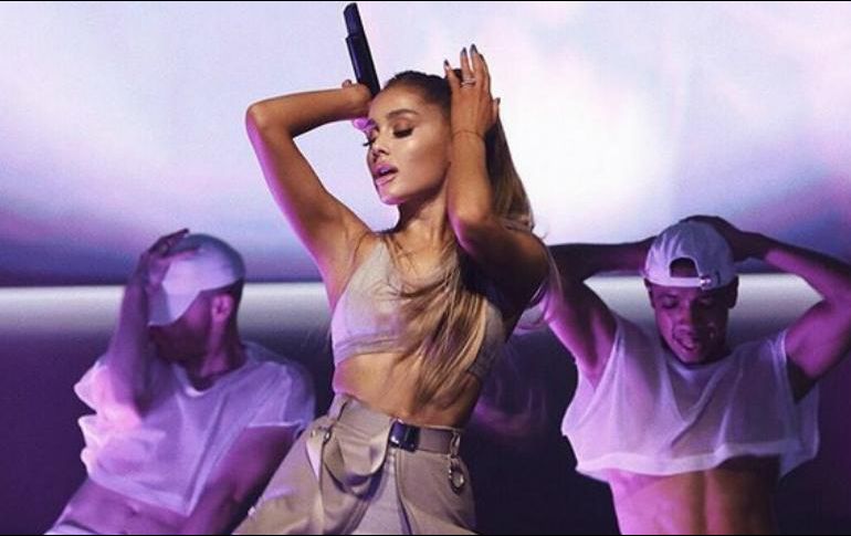 Ariana quería tatuarse 