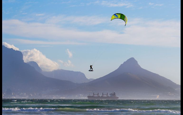 Un participante entrena para participar en la competición Red Bull 