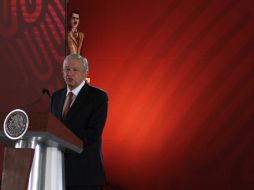 El titular del Ejecutivo federal sostiene que lo más doloroso de estos dos meses es la pérdida de vidas humanas por la explosión de un ducto de Pemex en la localidad de Tlahuelilpan, Hidalgo. NTX / O. Ramírez