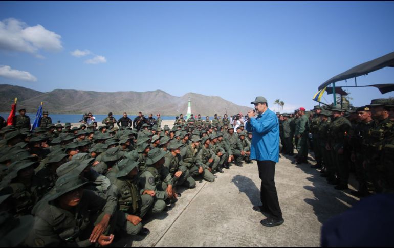 Maduro pidió lealtad a sus soltados y advirtió que la 