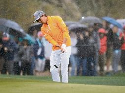 El estadounidense Ricky Fowler aprovechó la ventaja con la que inició el domingo para coronarse en Arizona. AP
