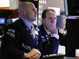 El índice industrial Dow Jones inició las operaciones de este lunes con una baja de 25.33 puntos (-0.10 por ciento) al situarse en 25 mil 038.56 unidades. AP / ARCHIVO