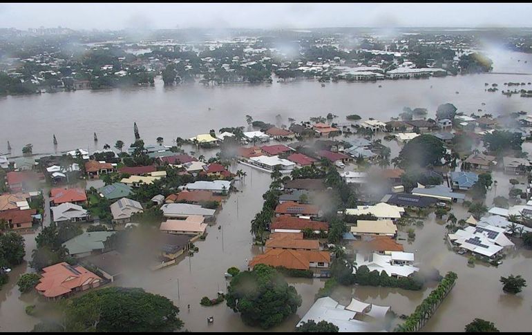 Inundaciones afectan Townsville, Australia, tras intensas lluvias. AFP/QFES