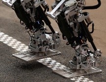 El robot fue dotado de la habilidad para modelarse sin un conocimiento previo de su físico o su propia forma. AFP/ARCHIVO