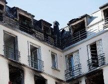 Según algunos vecinos, la causa sería una disputa doméstica. AP