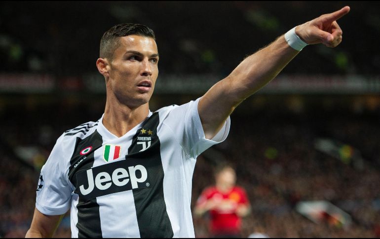 El portugués ha ganado cinco Balones de Oro; además de que en cinco ocasiones ha recibido el reconocimiento del Mejor Jugador del año y fue el primer premio ''The Best'' que otorgó la FIFA. EFE / ARCHIVO