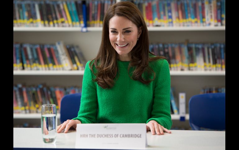 Catalina, duquesa de Cambridge, visita la escuela comunitaria Alperton en Londres. AFP/E. Mulholland